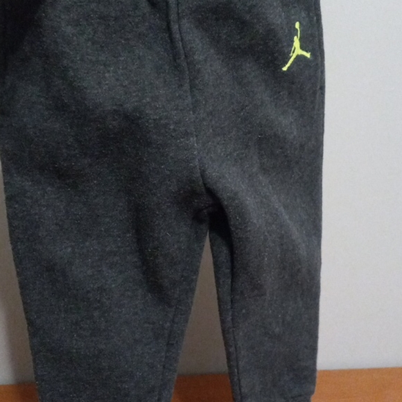 Jordan pants - Picture 3 of 4
